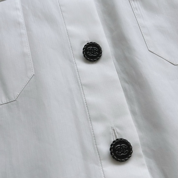 ❌❌Chanel Logo White Button Up Crop Top Shirt Sz.34 - Popular & Rare - Picture 7 of 16